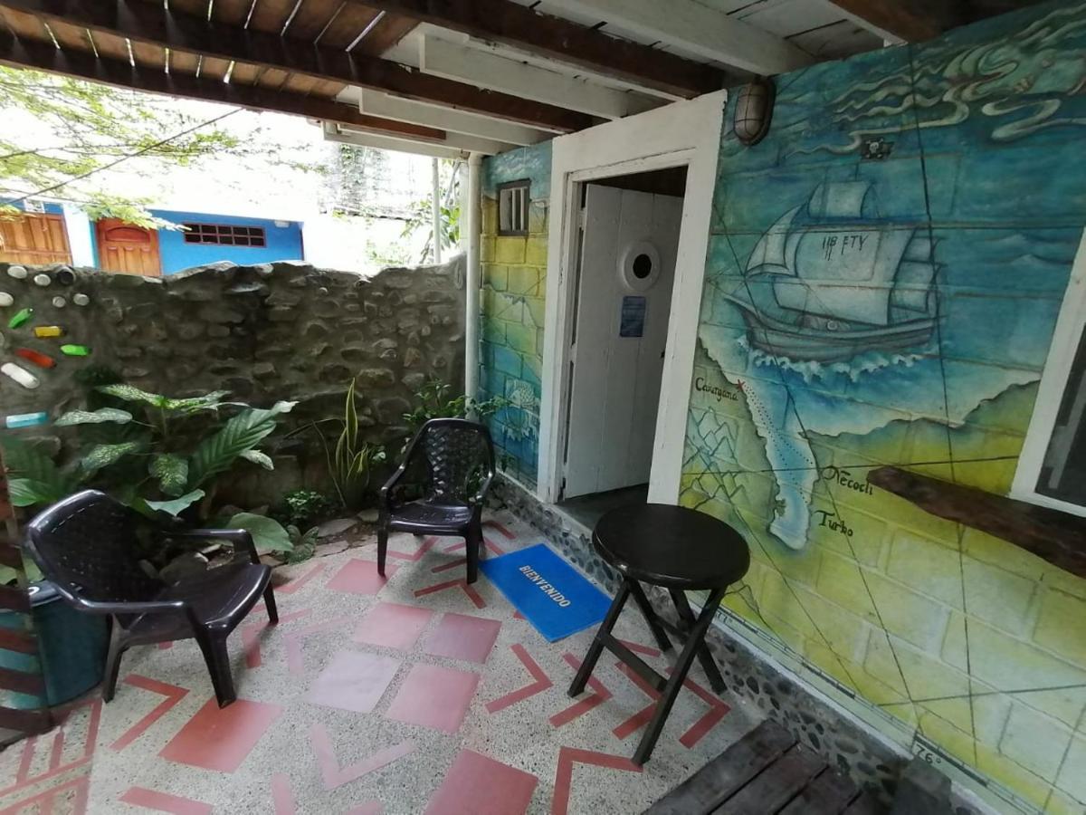 Hospedaje Pirata Express Capurgana Exterior photo